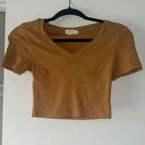 Cropped Ribbed V-Neck Tee